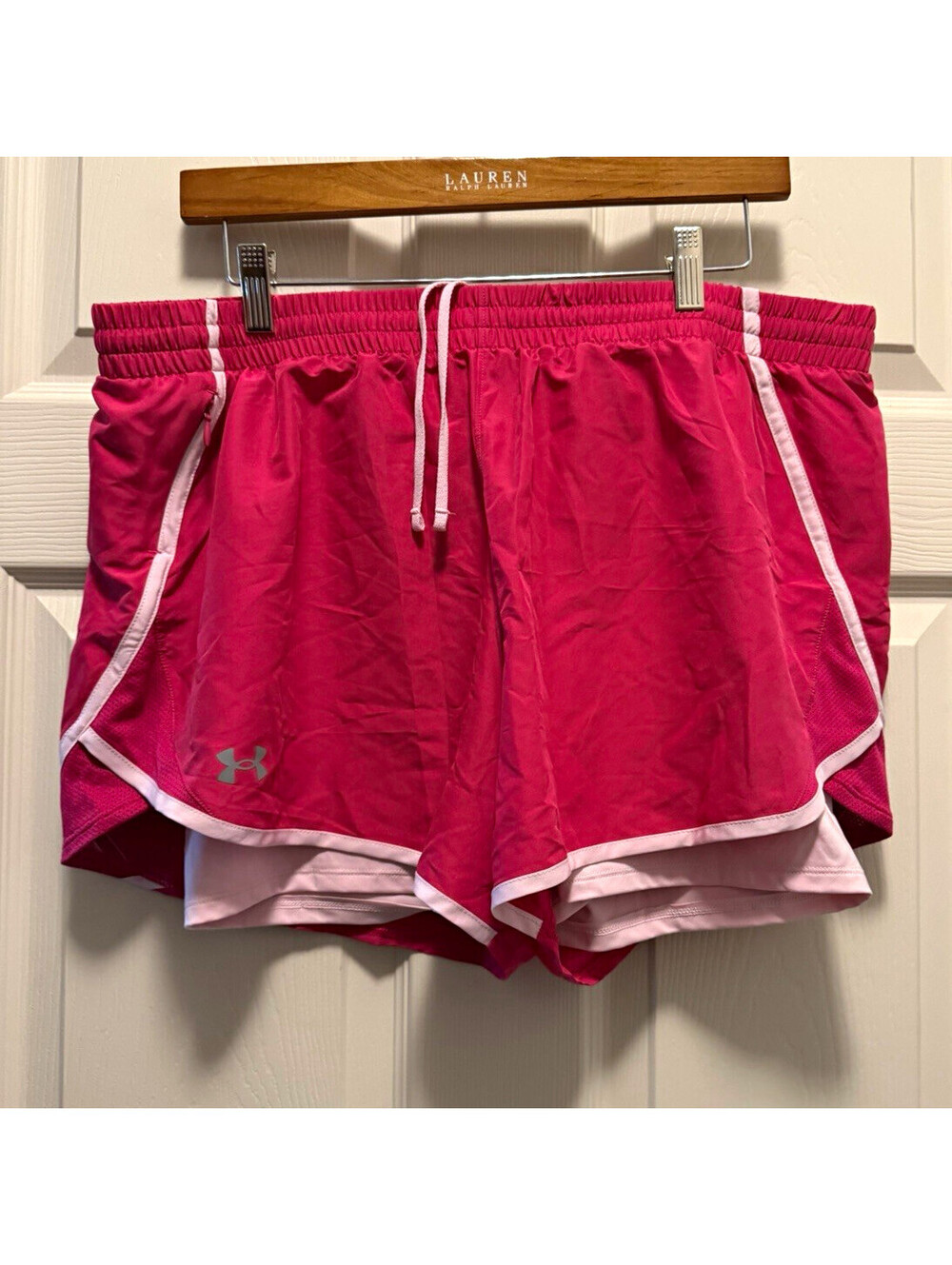 Under Armour Women's Pink Athletic 2in1 Lined Shorts XL Zipper Pocket
